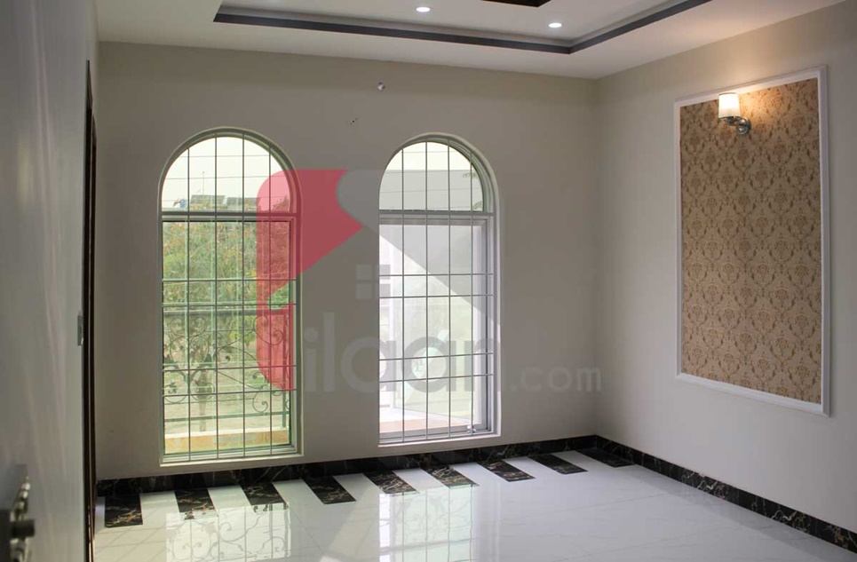 10 Marla House for Sale in Architects Engineers Housing Society, Lahore