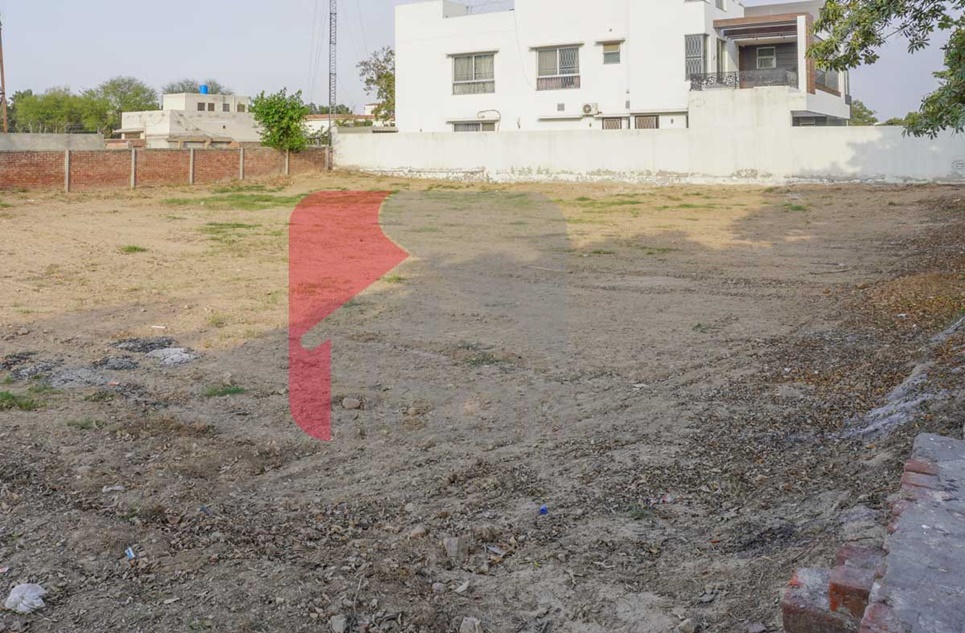 2 Kanal 4 Marla Plot for Sale in Executive Lodges, Sector B, Bahria Town, Lahore