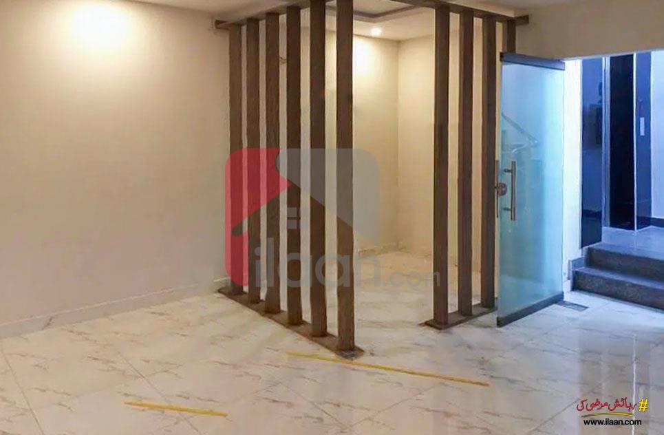 900 Sq.ft Office for Rent in Main Boulevard, Phase 6, DHA Lahore