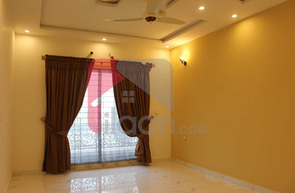 2 Kanal House for Sale in Block C, Valencia Housing Society, Lahore