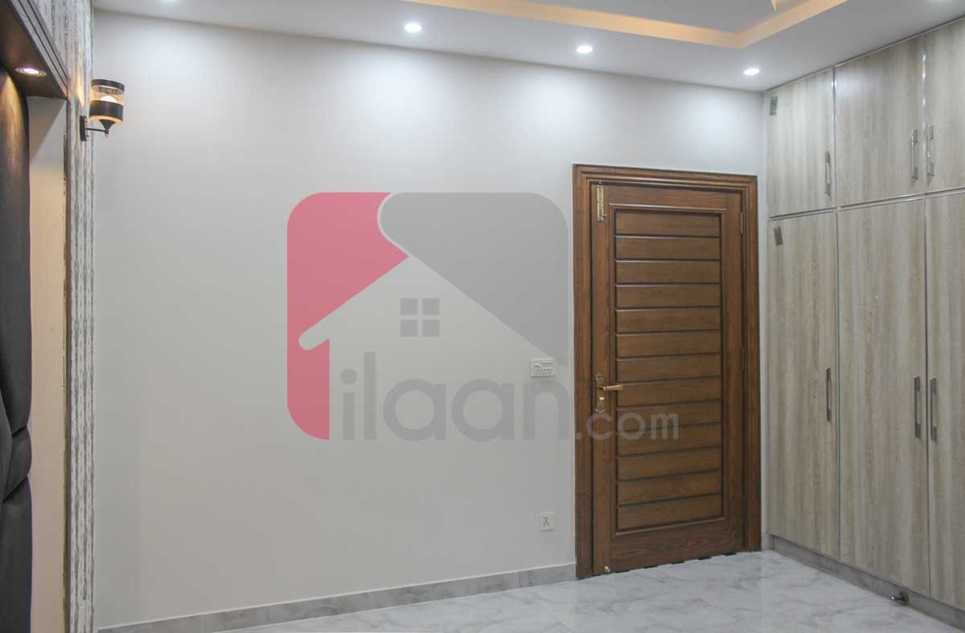 10 Marla House for Sale in Gulbahar Block, Sector C, Bahria Town, Lahore