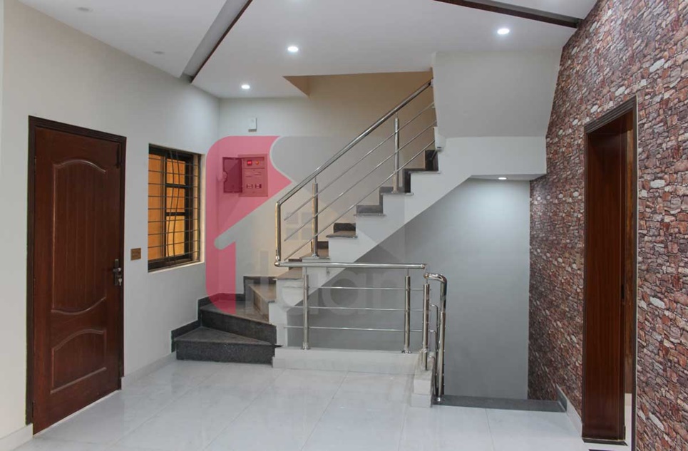 6.5 Marla House for Sale in Gulshan-e-Lahore, Lahore