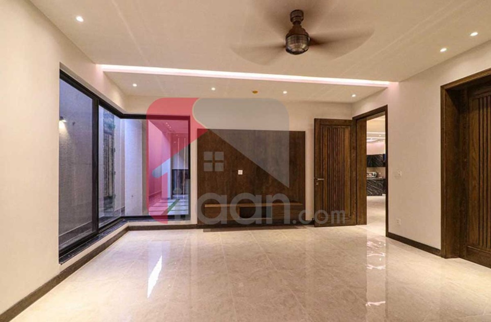 1 Kanal House for Sale in Phase 7, DHA Lahore