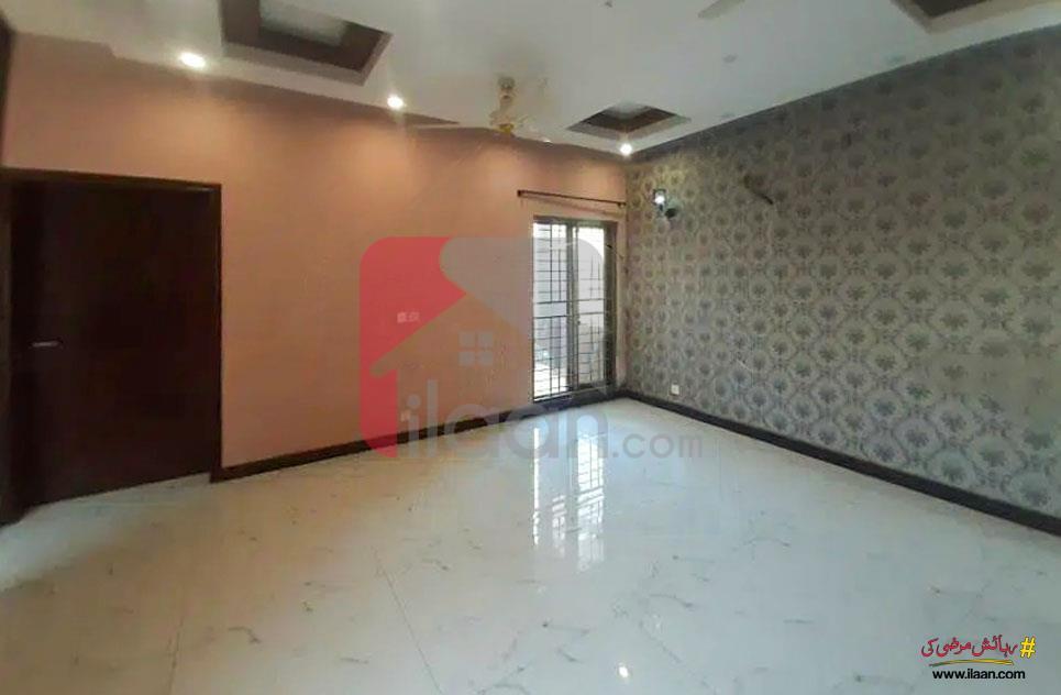 10 Marla House for Rent in Phase 8 - Air Avenue, Lahore