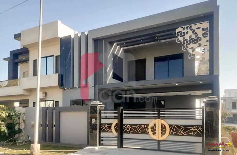10 Marla House for Sale in DC Colony, Gujranwala 