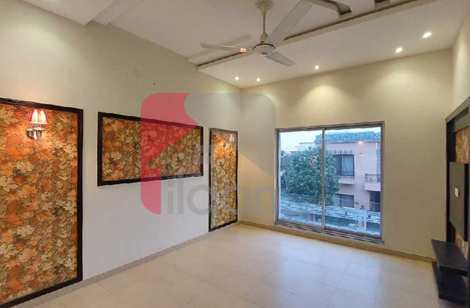 10 Marla House for Rent in Phase 5, DHA Lahore