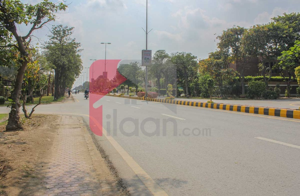 1 Kanal Plot for Sale in DHA Lahore
