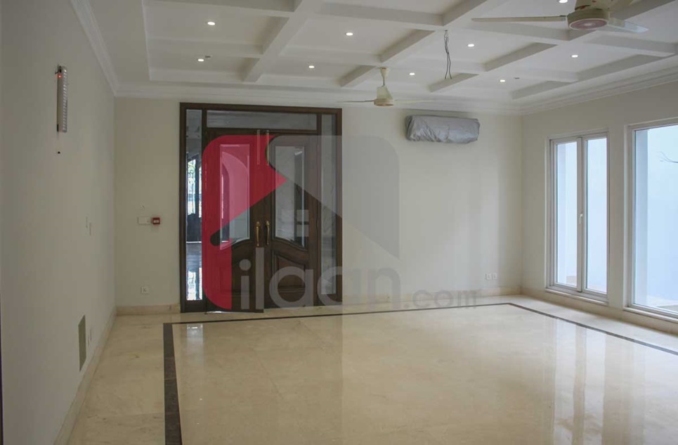 15 Marla House for Sale in Phase 8 Extension, DHA Lahore