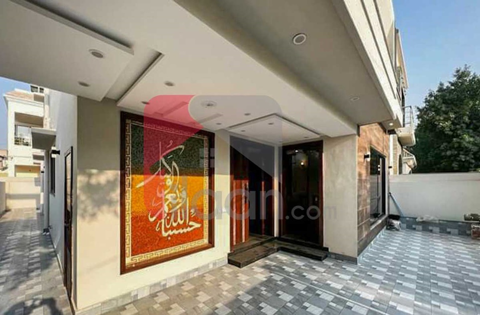 10 Marla House for Rent in Block A, Phase 6, DHA Lahore