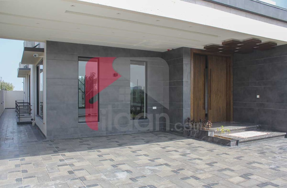1 Kanal House for Sale in Block Z1, Phase 7, DHA Lahore