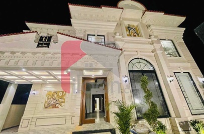 1 Kanal House for Sale in Phase 8, DHA Lahore
