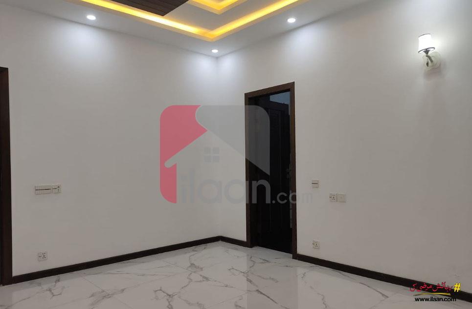 10 Marla House for Rent (Upper Floor) in Phase 4, DHA Lahore