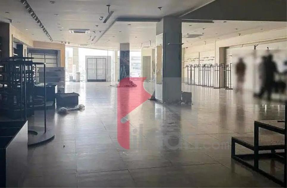 1 Kanal 6 Marla Shop for Rent on MM Alam Road, Gulberg-3, Lahore