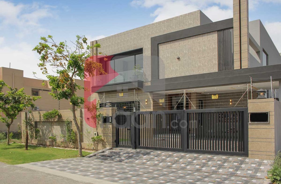 1 Kanal House for Sale in Block R, Phase 7, DHA Lahore