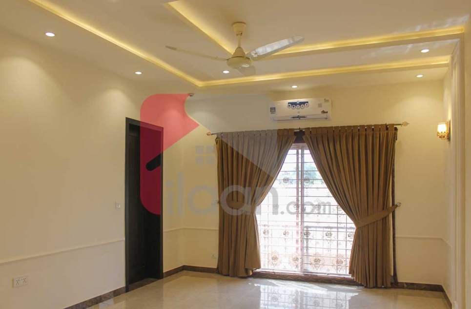 1 Kanal House for Sale in Block E, Phase 6, DHA Lahore