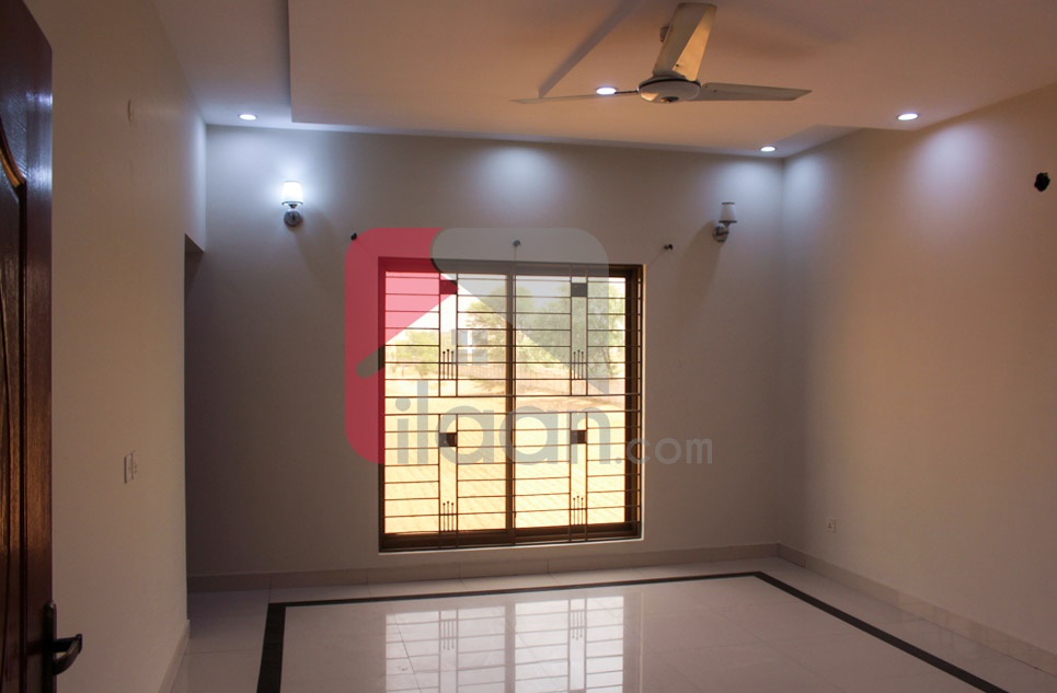 10 Marla House for Rent (First Floor) in Overseas B, Sector D, Bahria Town, Lahore