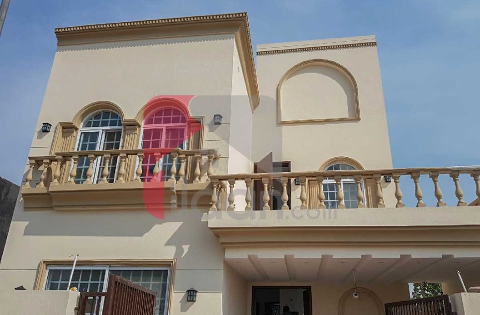 8 Marla House for Sale in Block E, Phase 2, Bahria Orchard, Lahore