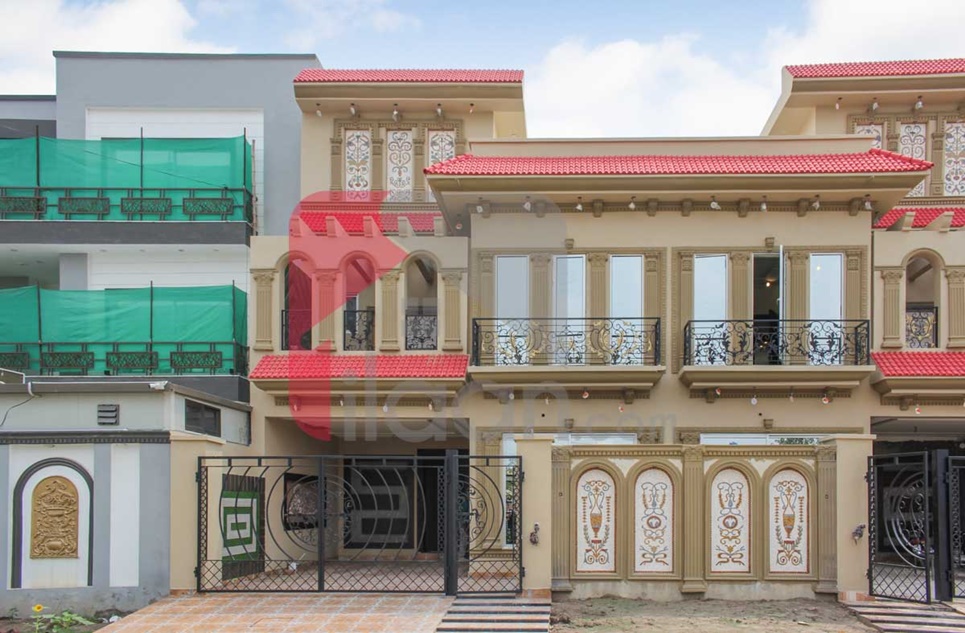 10 Marla House for Sale in Architects Engineers Housing Society, Lahore