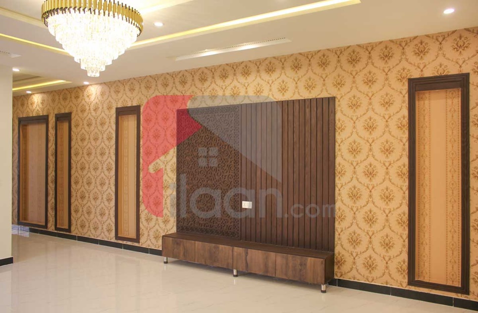 10 Marla House for Sale in Architects Engineers Housing Society, Lahore