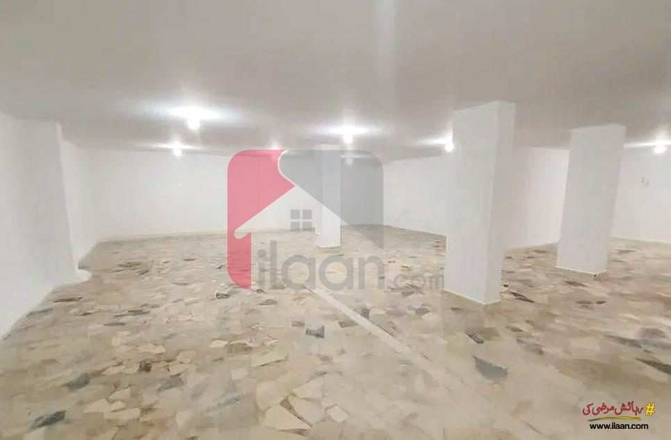 200 Sq.yd Shop for Rent in Nishat Commercial Area, Phase 6, DHA Karachi