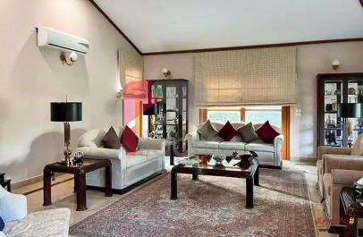 1000 Square Yard House for Sale in Phase 6, DHA, Karachi