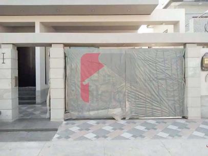 300 Square Yard House for Sale in Phase 4, DHA, Karachi