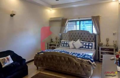 300 Square Yard House for Sale in Phase 6, DHA, Karachi