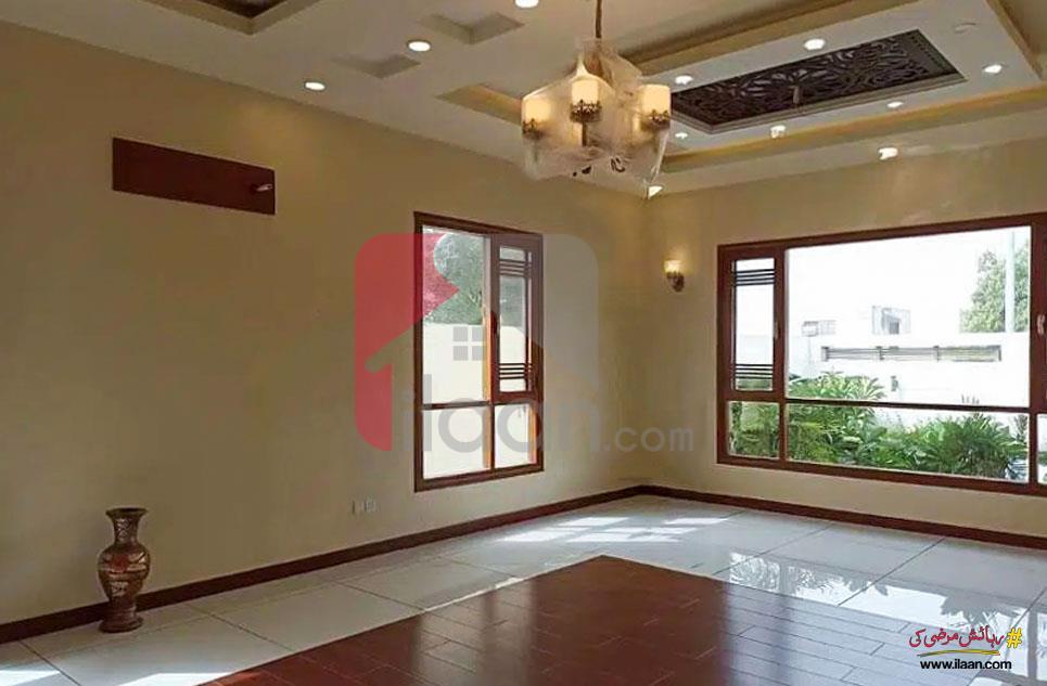 665 Square Yard House for Sale in Zone A, Phase 8, DHA, Karachi