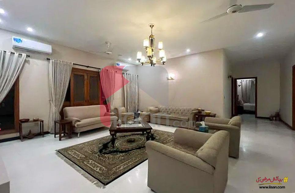 1000 Square Yard House for Sale in Phase 8, DHA, Karachi