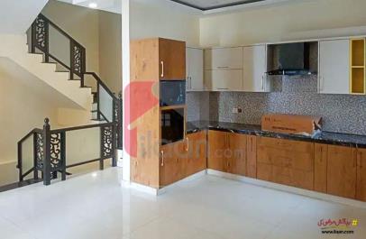 100 Square Yard House for Sale in Phase 8, DHA, Karachi