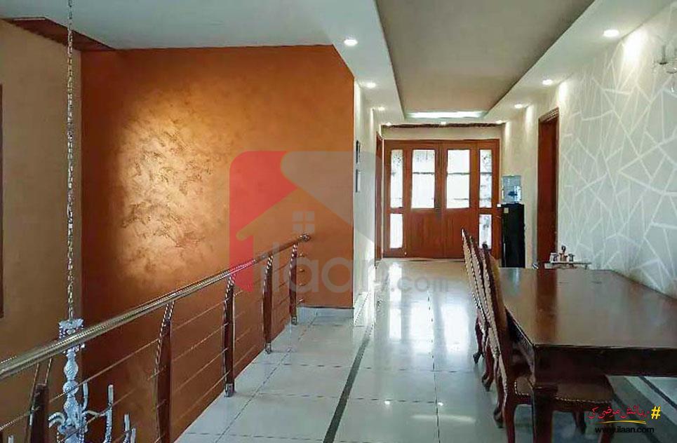 700 Square Yard House for Sale in Phase 6, DHA, Karachi