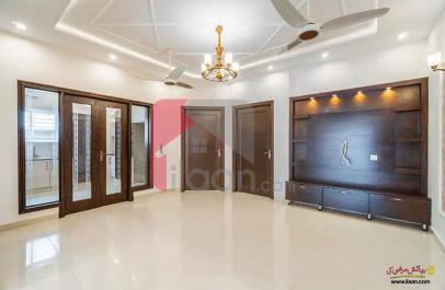 10.5 Marla House for Sale in Phase 2, State Life Housing Society, Lahore