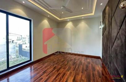 10 Marla House for Sale in Lake City, Lahore