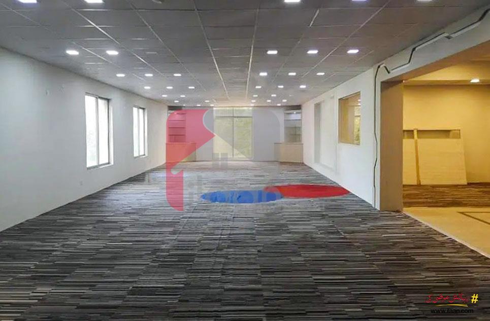 17.8 Marla Office for Rent on Main Boulevard, Gulberg-3, Lahore