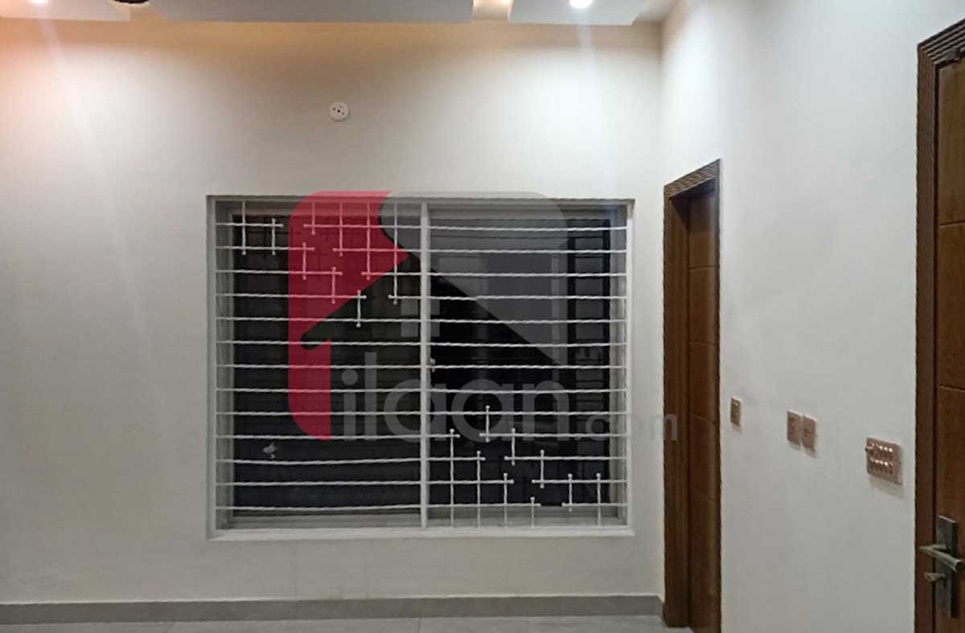 10 Marla House for Rent (First Floor) in Quaid Block, Sector E, Bahria Town, Lahore