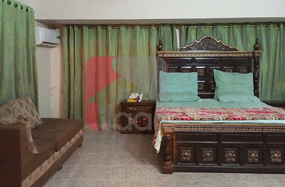 20 Sq.ft Room for Rent in Phase 2, DHA Karachi