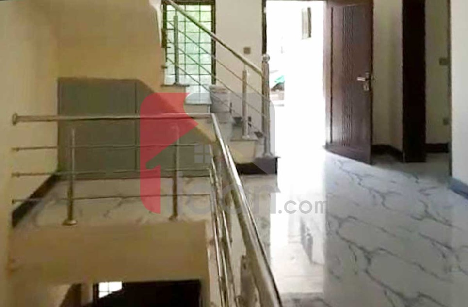 10 Marla House for Rent in Takbeer Block, Sector B, Bahria Town, Lahore