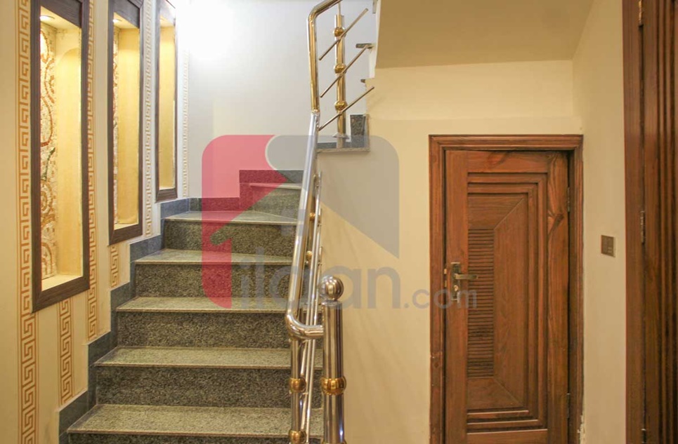 10 Marla House for Sale in Block E1, Phase 1, Johar Town, Lahore