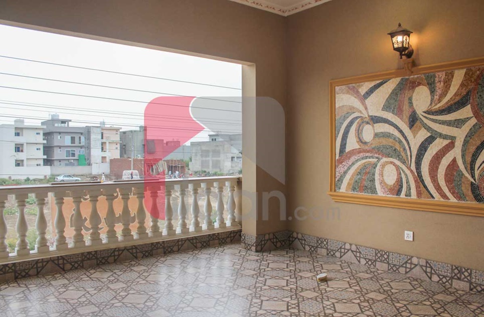 10.5 Marla House for Sale in LDA Avenue 1, Lahore
