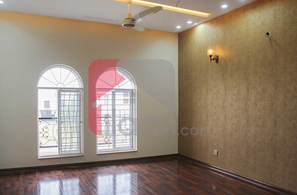 10 Marla House for Sale in LDA Avenue 1, Lahore