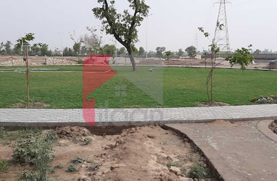 7 Marla Plot for Sale in Pine Garden, Faisalabad