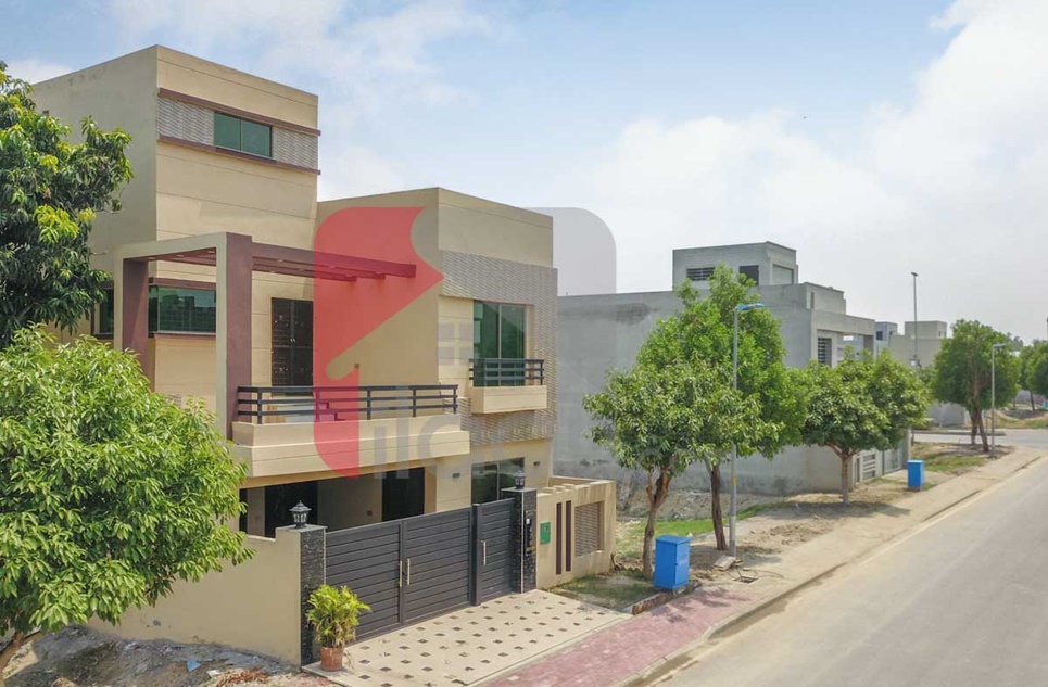 9 Marla House for Sale in Southern Block, Phase 1, Bahria Orchard, Lahore