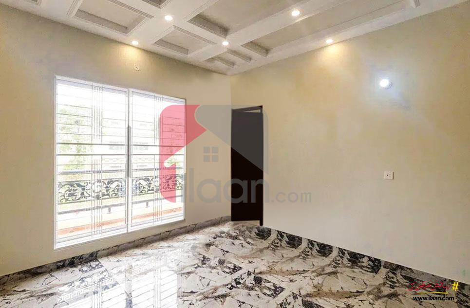 10 Marla House for Sale in Marghzar Officers Colony, Lahore