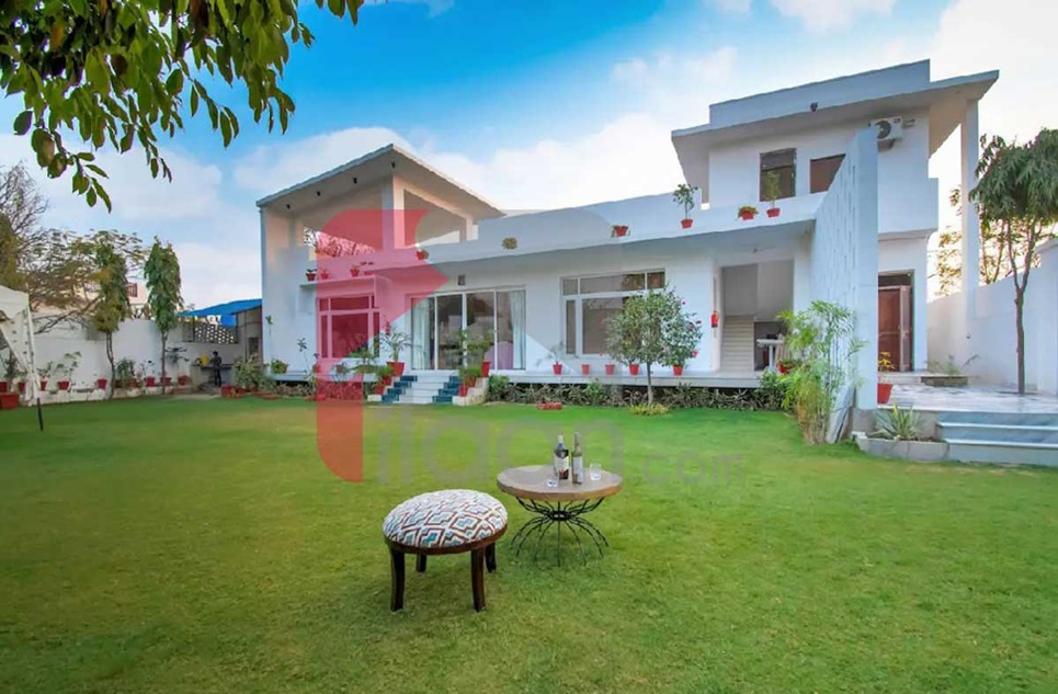 2 kanal Farm House for Sale on Bedian Road, Lahore