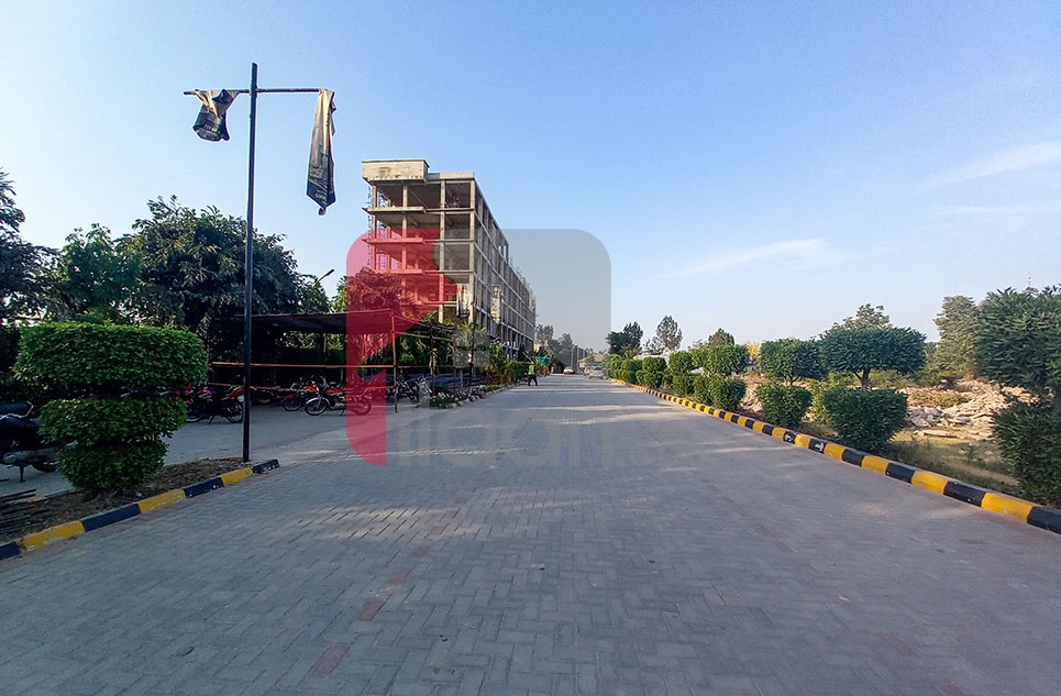 1 Bed Apartment For Sale in The Grand Central Mall, Canal Road, Faisalabad