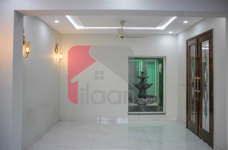 12 Marla House for Sale in Block DD, Sector D, Bahria Town, Lahore
