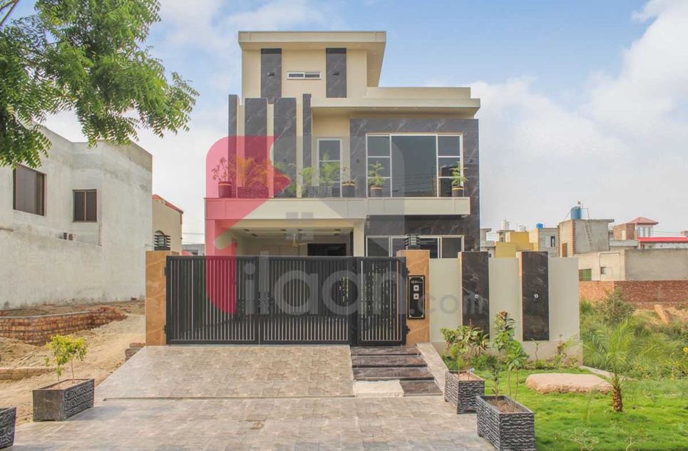 10 Marla House for Sale in Block N, Formanites Housing Scheme, Lahore
