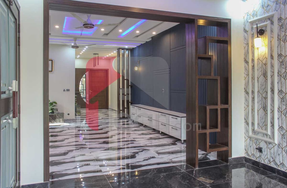 10 Marla House for Sale in Block N, Formanites Housing Scheme, Lahore