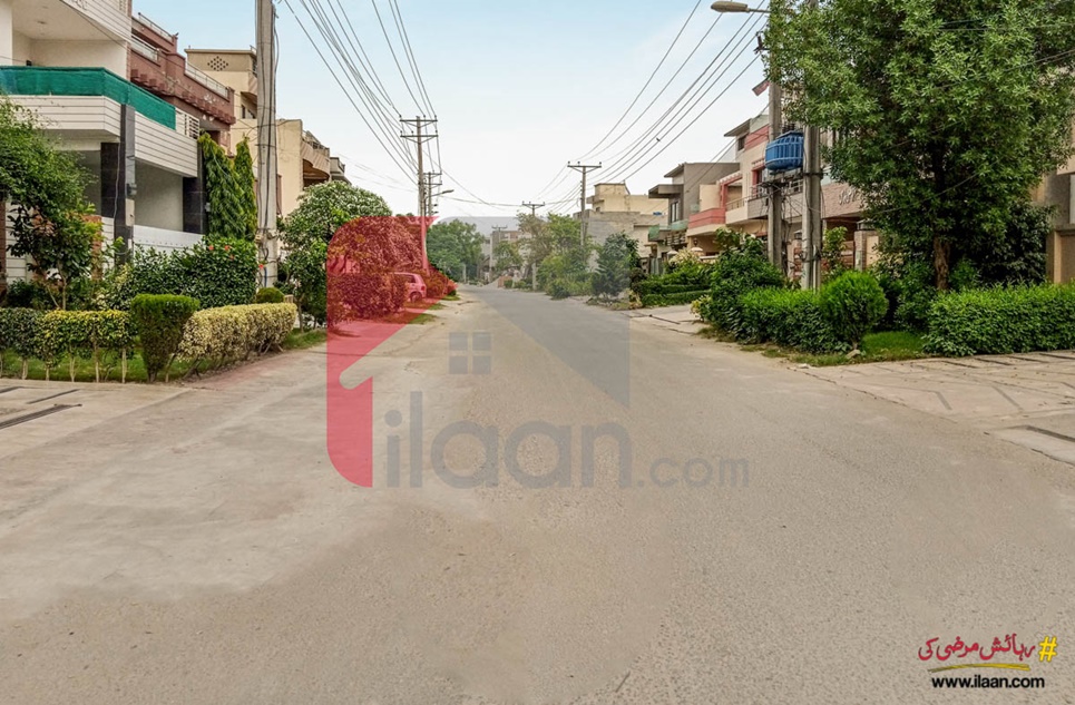 10 Marla House for Sale in Sahafi Colony, Lahore