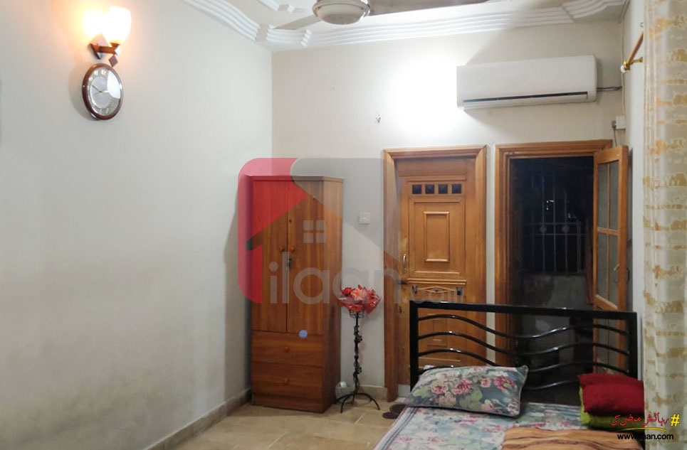 216 Sq.yd House for Sale (Second Floor) in Nazimabad, Karachi